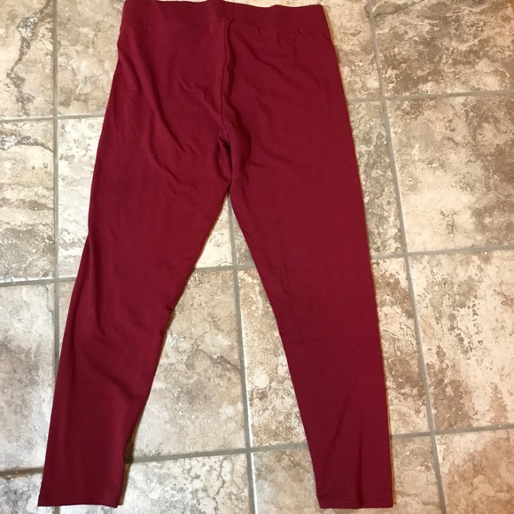 Maroon Leggings - Picture 2 of 5